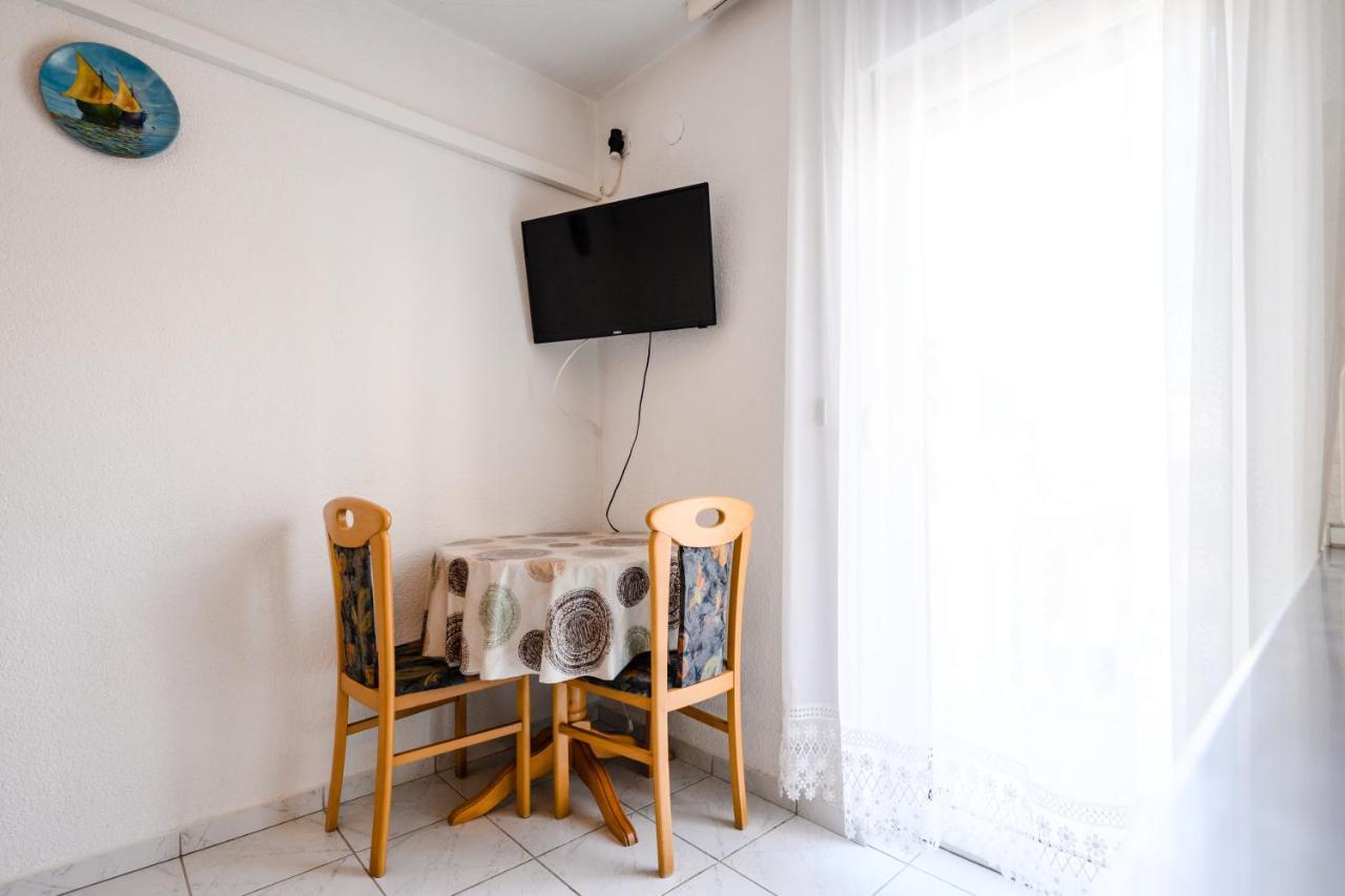 Apartmani Milka Задар Екстериор снимка