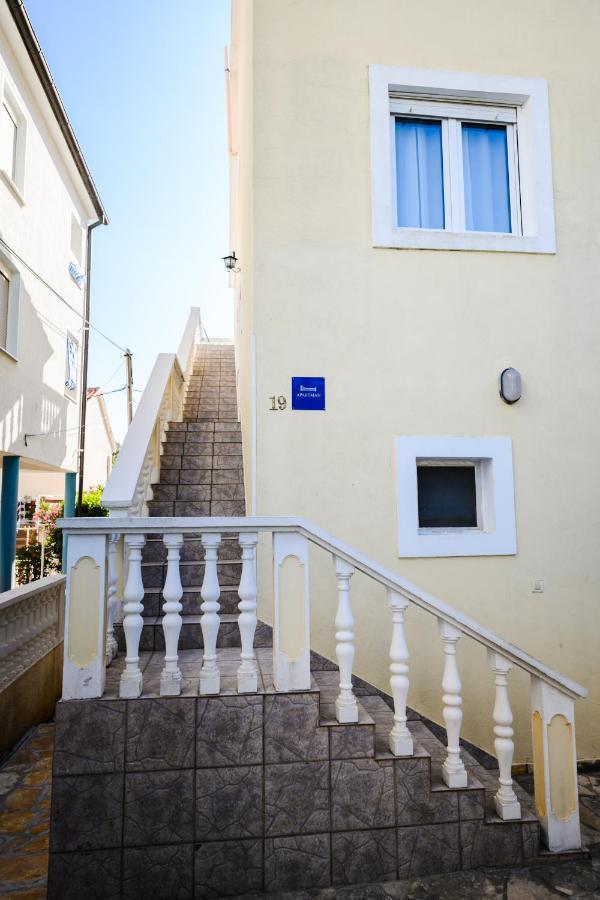 Apartmani Milka Задар Екстериор снимка